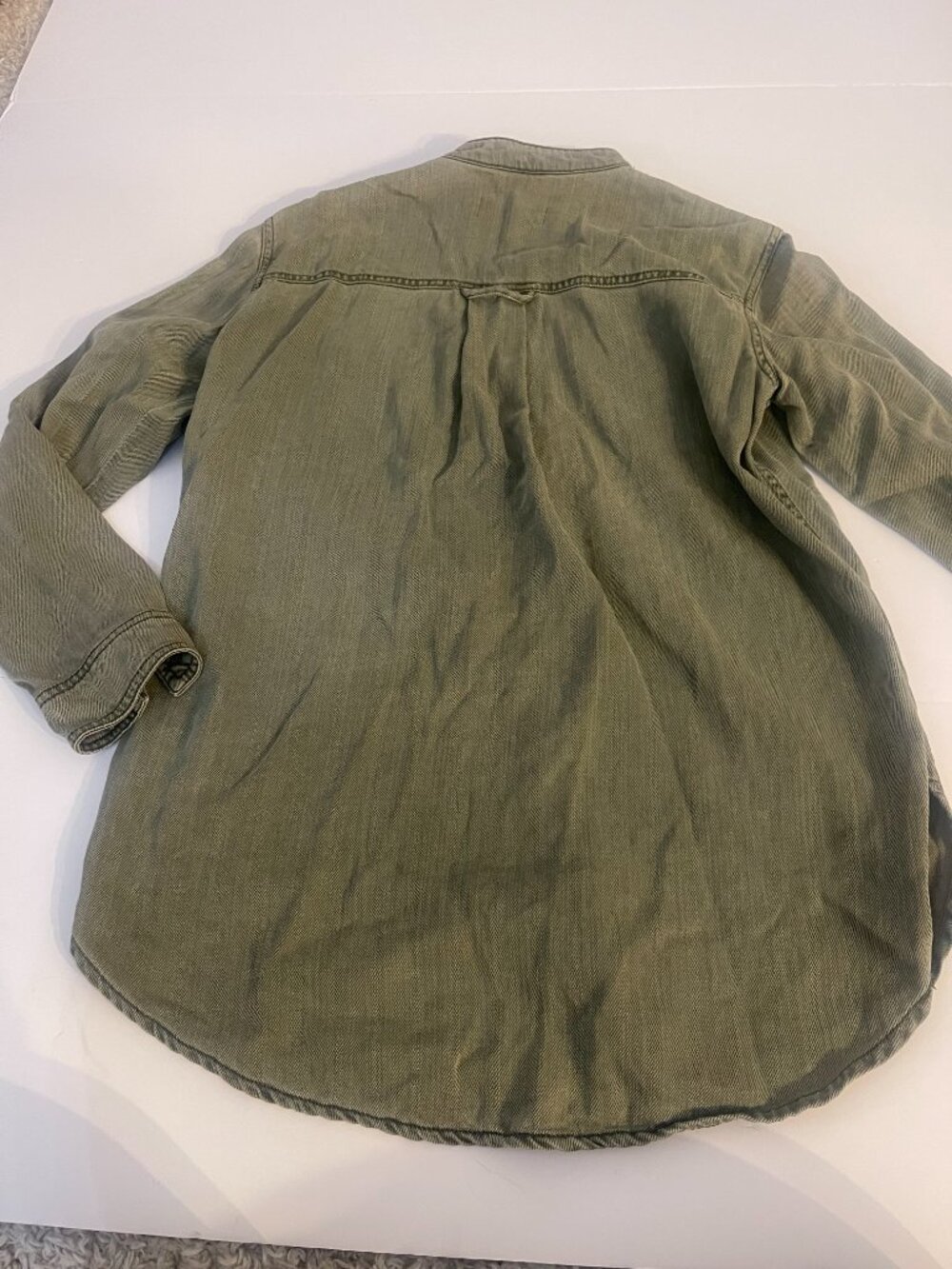 Anthropologie Sequin Yoke Utility Denim Shirt Size 0 - Picture 7 of 7